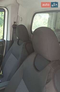 Грузовой фургон Opel Combo 2012 в 
