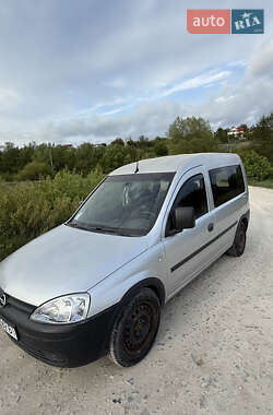 Opel Combo 2011