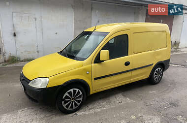 Грузовой фургон Opel Combo 2011 в 
