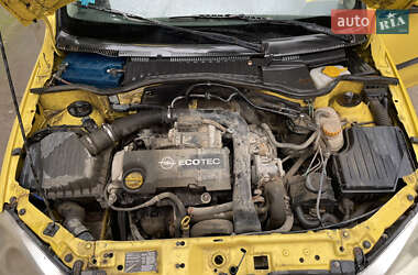 Грузовой фургон Opel Combo 2011 в 