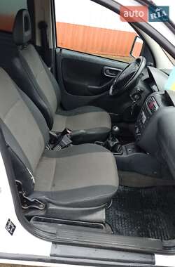 Минивэн Opel Combo 2008 в 