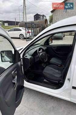 Минивэн Opel Combo 2007 в 