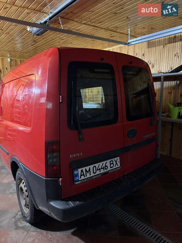 Грузовой фургон Opel Combo 2011 в Житомире