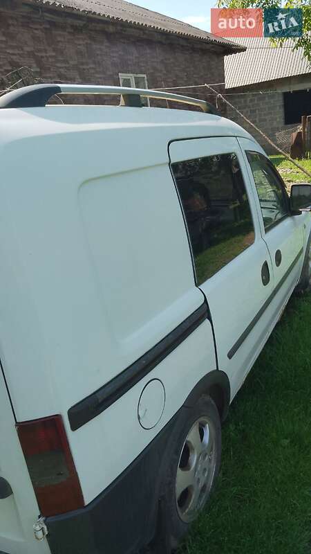 Минивэн Opel Combo 2006 в 