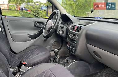 Минивэн Opel Combo 2003 в 