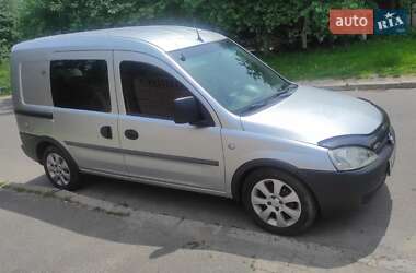 Минивэн Opel Combo 2004 в Луцке