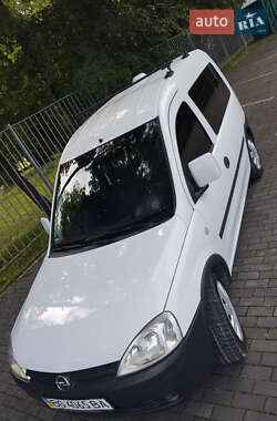 Минивэн Opel Combo 2005 в 