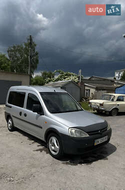 Минивэн Opel Combo 2002 в Волочиске
