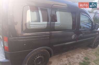 Минивэн Opel Combo 2007 в Новой Ушице