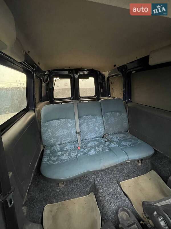 Мінівен Opel Combo 2006 в Брошневі-Облозі