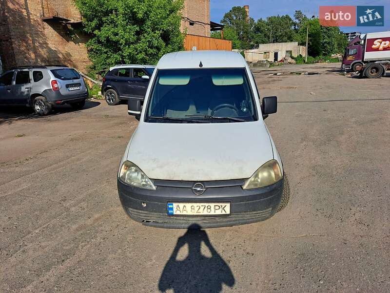 Рефрижератор Opel Combo 2003 в Киеве
