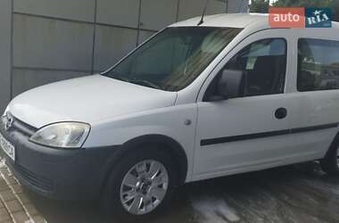 Мінівен Opel Combo 2006 в Чернівцях