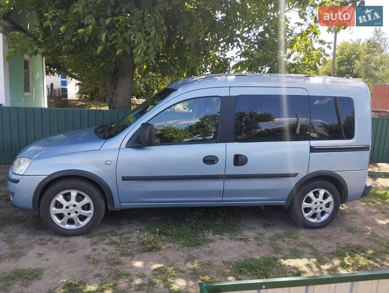 Минивэн Opel Combo 2007 в Кропивницком