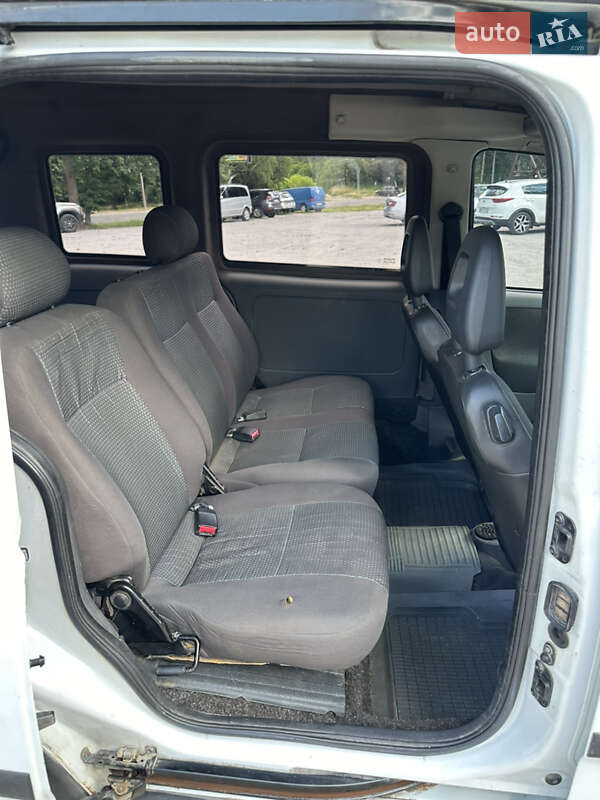 Минивэн Opel Combo 2009 в Виннице