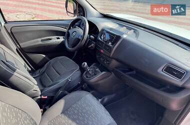 Минивэн Opel Combo 2012 в 