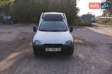 Грузовой фургон Opel Combo 1995 в Дрогобыче
