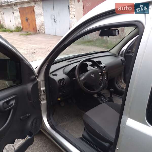 Минивэн Opel Combo 2008 в Киеве