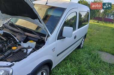 Минивэн Opel Combo 2006 в 