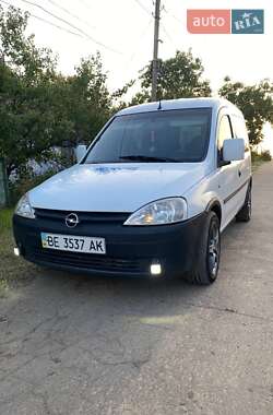 Минивэн Opel Combo 2005 в Николаеве