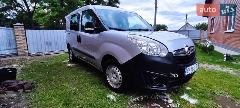 Грузовой фургон Opel Combo 2013 в 
