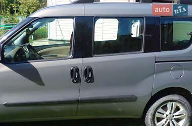 Минивэн Opel Combo 2012 в 