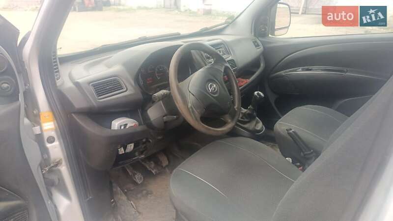 Вантажний фургон Opel Combo 2015 в Києві фото 13 Вантажний фургон Opel Combo 2015 в Києві