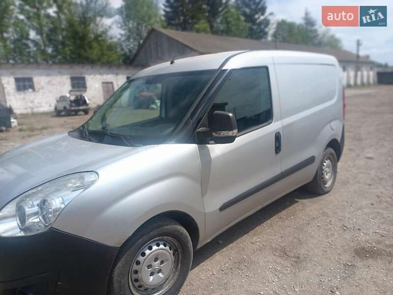 Вантажний фургон Opel Combo 2015 в Києві фото 17 Вантажний фургон Opel Combo 2015 в Києві