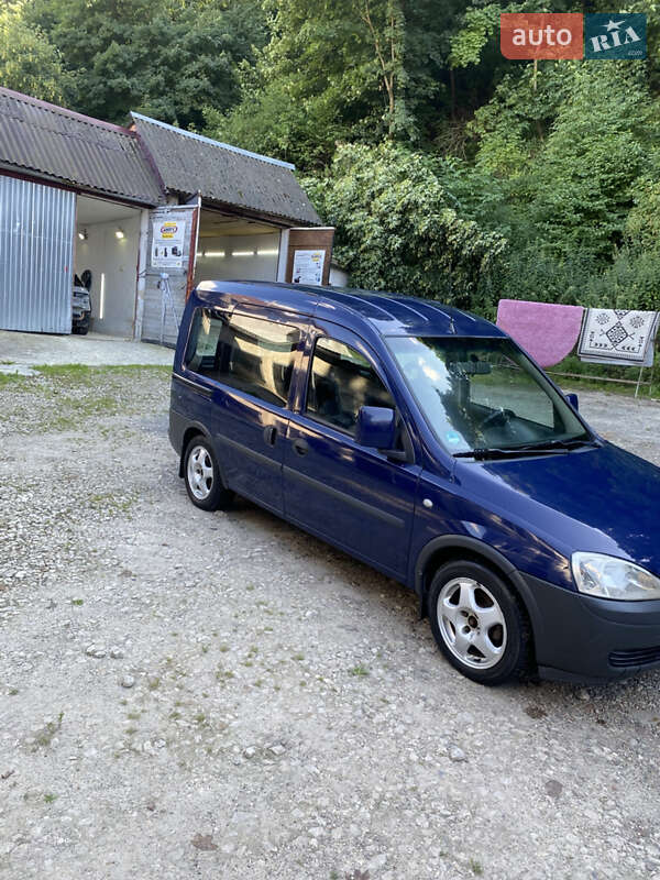 Минивэн Opel Combo 2010 в Галиче