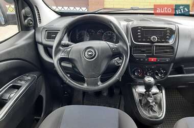 Минивэн Opel Combo 2011 в 