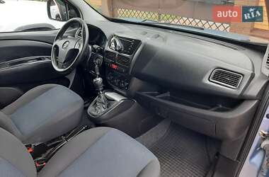 Минивэн Opel Combo 2011 в 