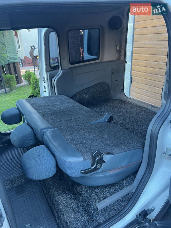 Минивэн Opel Combo 2003 в Золочеве