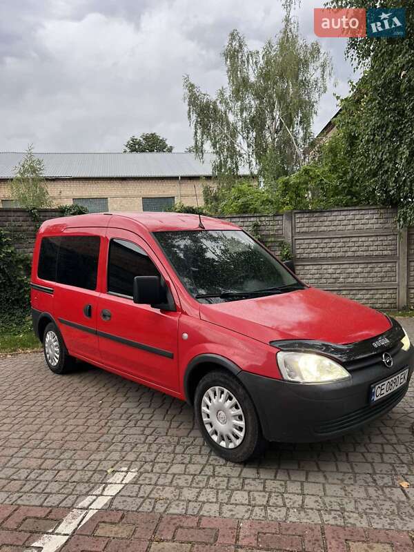 Минивэн Opel Combo 2011 в Черновцах