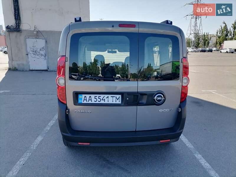 Мінівен Opel Combo 2013 в Києві
