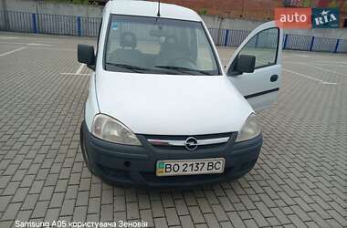 Вантажний фургон Opel Combo 2006 в Тернополі
