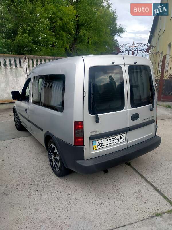 Минивэн Opel Combo 2008 в Каменском