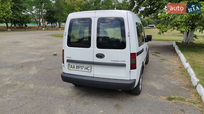 Минивэн Opel Combo 2009 в Полтаве