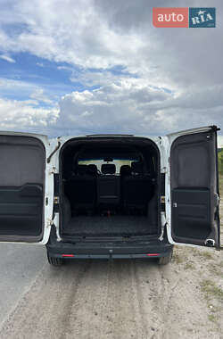 Грузовой фургон Opel Combo 2012 в 