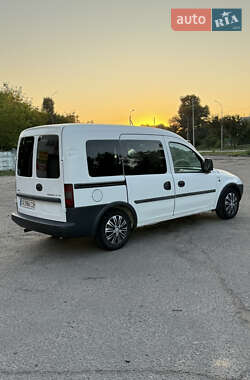 Минивэн Opel Combo 2003 в 