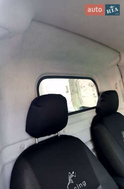 Грузовой фургон Opel Combo 2013 в 