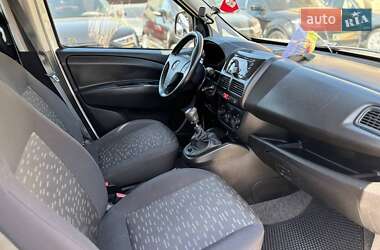 Минивэн Opel Combo 2012 в 