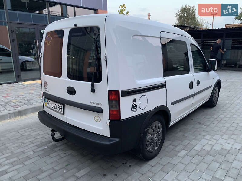 Минивэн Opel Combo 2005 в Луцке