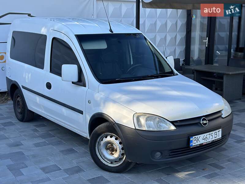 Opel Combo 2004