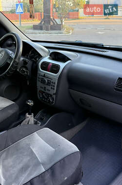Минивэн Opel Combo 2005 в 