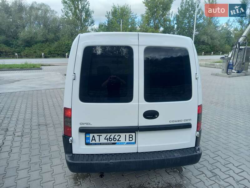 Мінівен Opel Combo 2006 в Галичі
