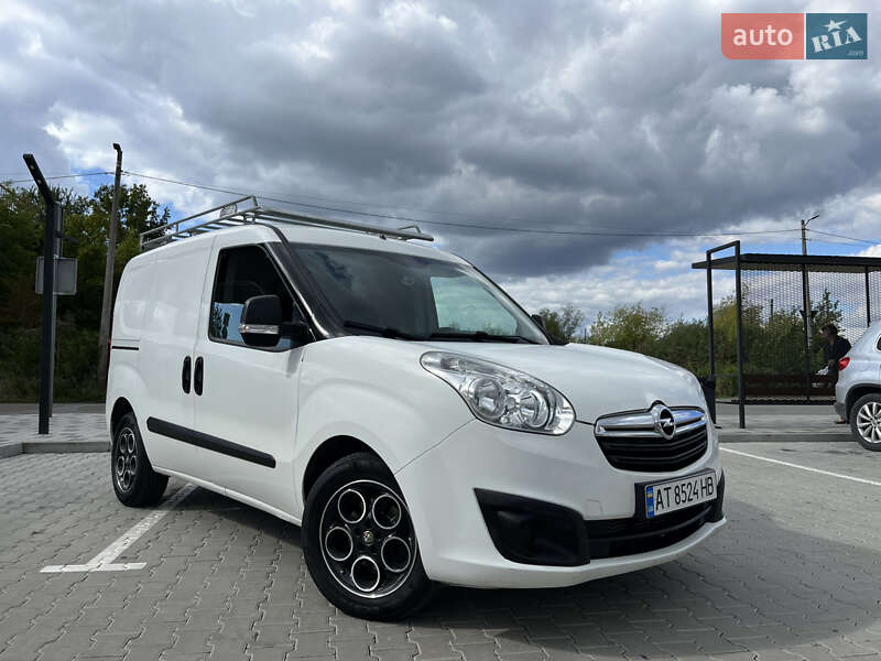 Грузовой фургон Opel Combo 2012 в Коломые