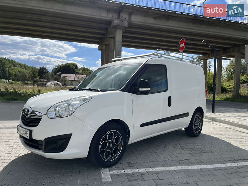 Грузовой фургон Opel Combo 2012 в Коломые
