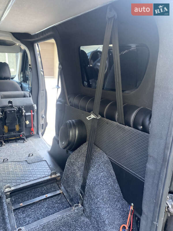 Мінівен Opel Combo 2015 в Івано-Франківську