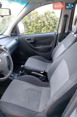 Минивэн Opel Combo 2005 в 