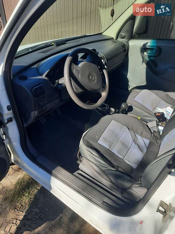 Грузовой фургон Opel Combo 2005 в Славуте
