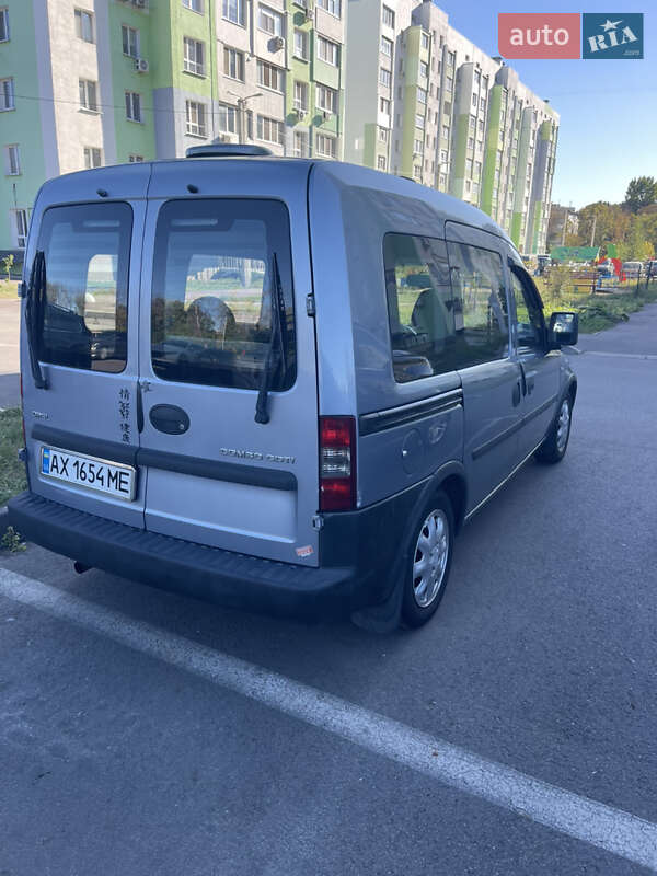 Минивэн Opel Combo 2009 в Харькове